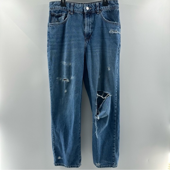 Forever 21 Medium Wash Mom Jeans – Size 28, Zipper Fly - Picture 2 of 10